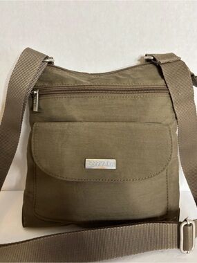 Baggallini Olive Green Messenger Crossbody Bag